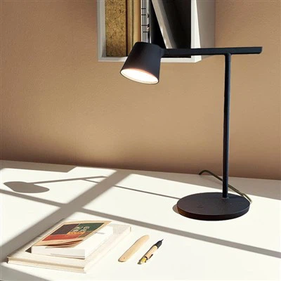 Lámpara de mesa de metal LED de lectura